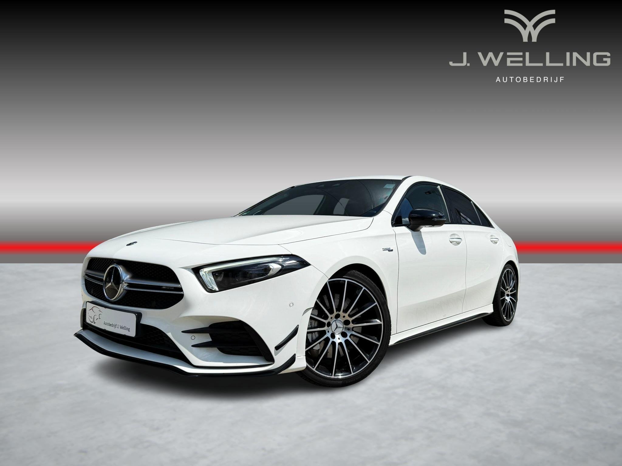 Mercedes-Benz A-klasse AMG 35 4MATIC schaalst Aero pakket Bu, Auto's, Automaat, Euro 6, 4 cilinders, Leder en Stof
