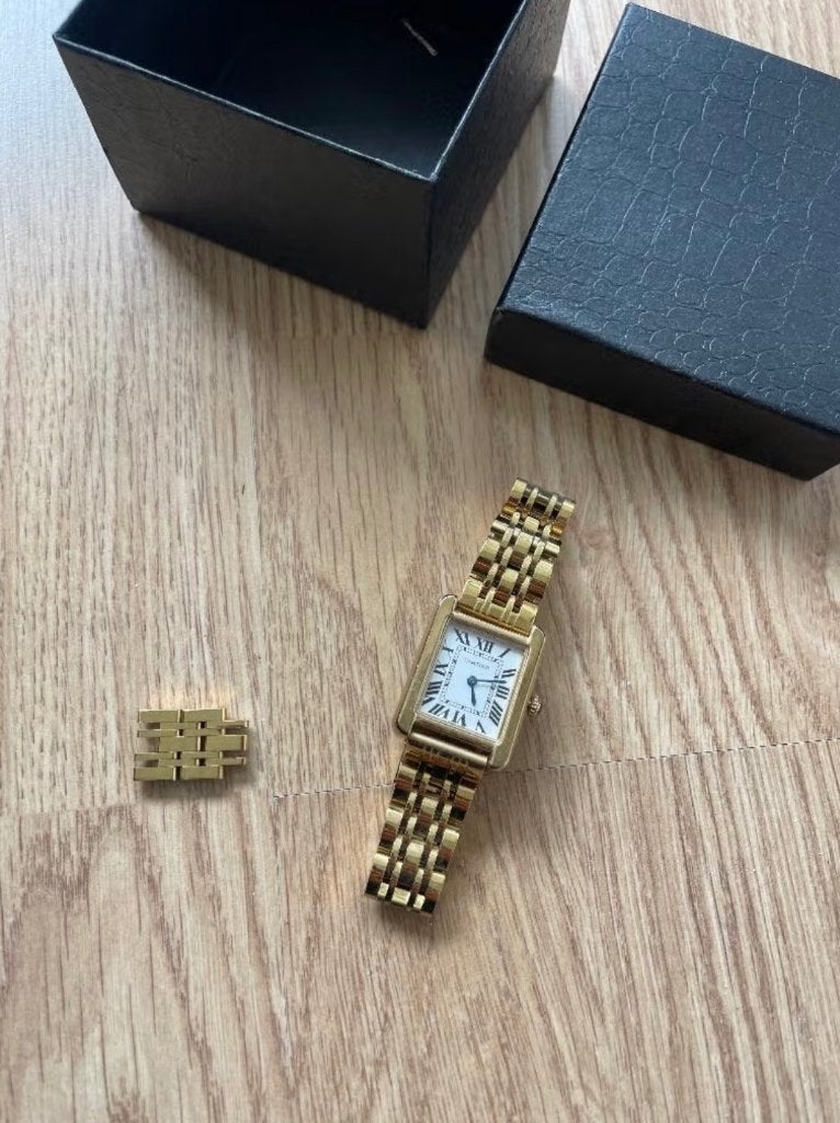 Horloge - watch goud nieuw, Sieraden, Tassen en Uiterlijk, Horloges | Dames, Overige merken, Polshorloge, Nieuw, Ophalen of Verzenden