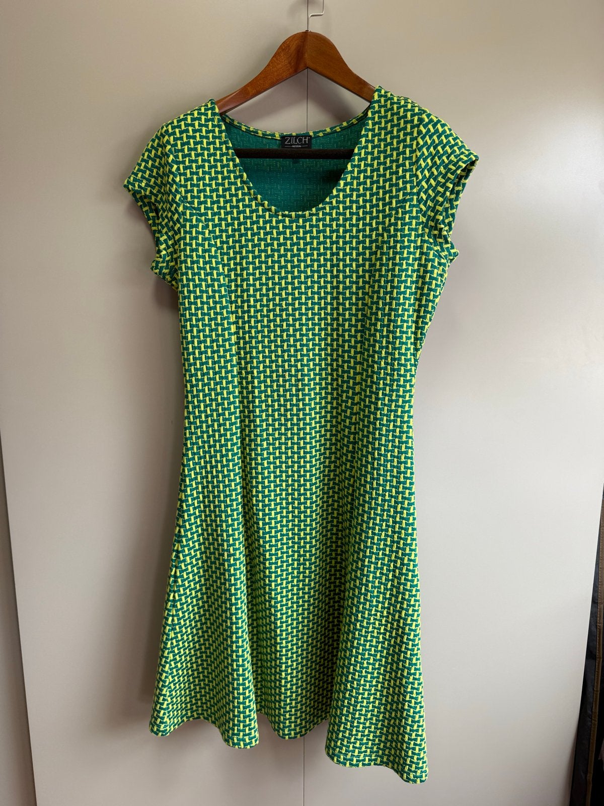 ZILCH vrolijk Jurk in groen met geel / Maat L, Kleding | Dames, Jurken, Maat 42/44 (L), Ophalen of Verzenden, Zo goed als nieuw
