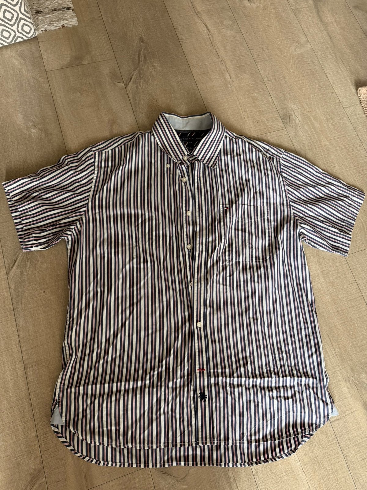 Tommy hilfiger overhemd streep mt. L korte mouw, Ophalen of Verzenden, Zo goed als nieuw, Blauw, Halswijdte 41/42 (L)