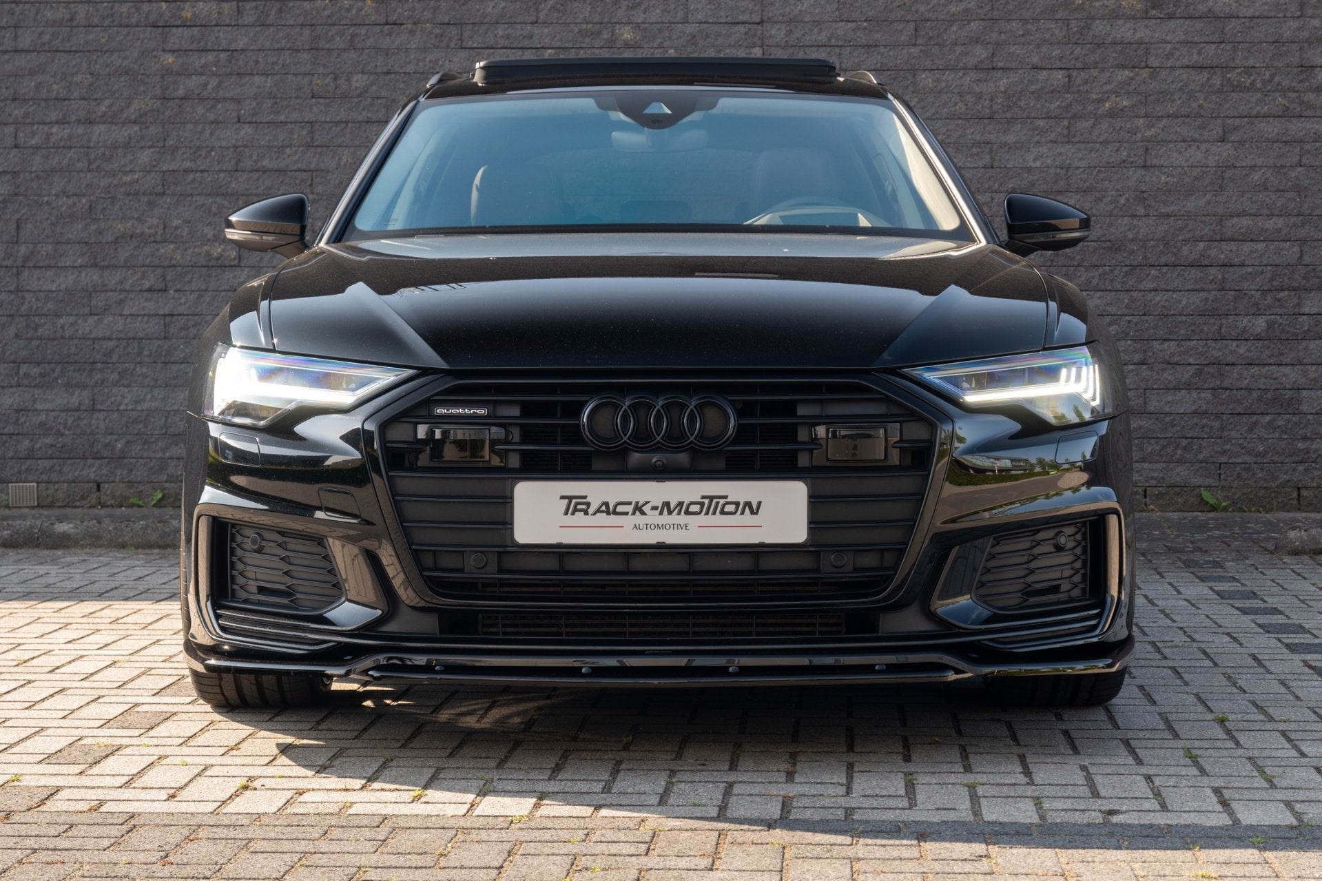 Audi A6 Avant 55 TFSI e quattro Competition PANORAMADAK, Auto's, Audi, Automaat, Dealer onderhouden, Gebruikt, Zwart