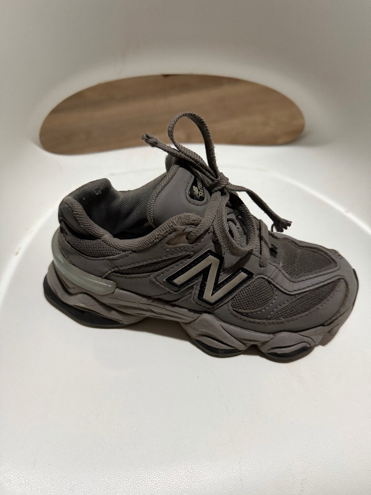 New Balance sneakers maat 32 - Shadow Grey, Ophalen of Verzenden, Gebruikt, Jongen of Meisje, Sportschoenen