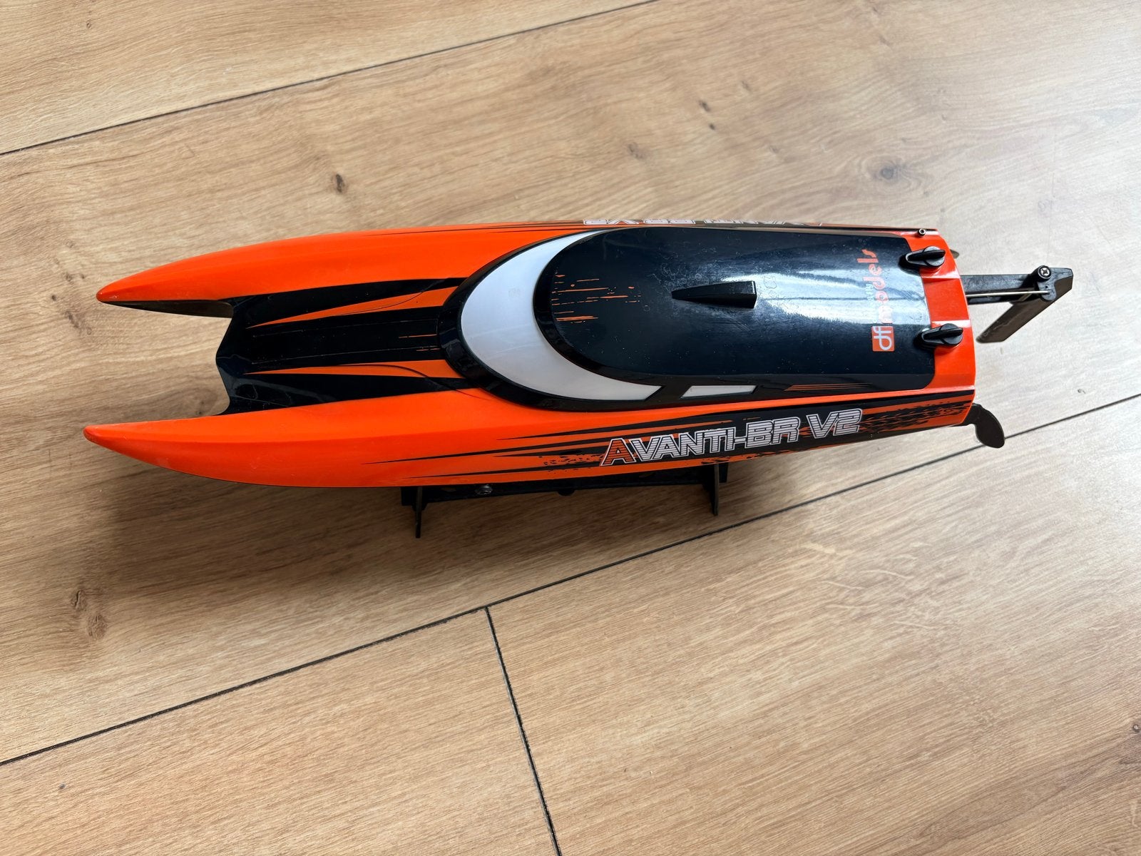 DF Models Avanti-BR V2 RC Speedboot - Zo goed als nieuw, Ophalen of Verzenden, Zo goed als nieuw, Groter dan 1:32, Overige merken