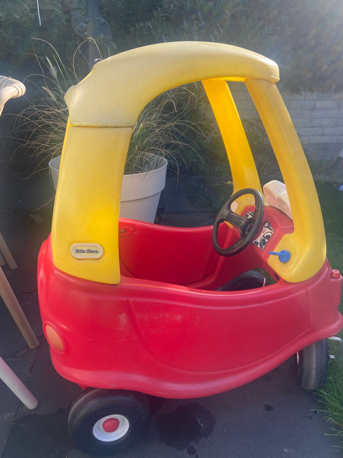 Little Tikes Cozy Coupe Loopauto - Gebruikt, Kinderen en Baby's, Ophalen, Gebruikt, Loopvoertuig
