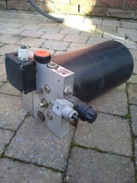 Compacte hydrauliekpomp, Doe-het-zelf en Verbouw, Ophalen, Gebruikt