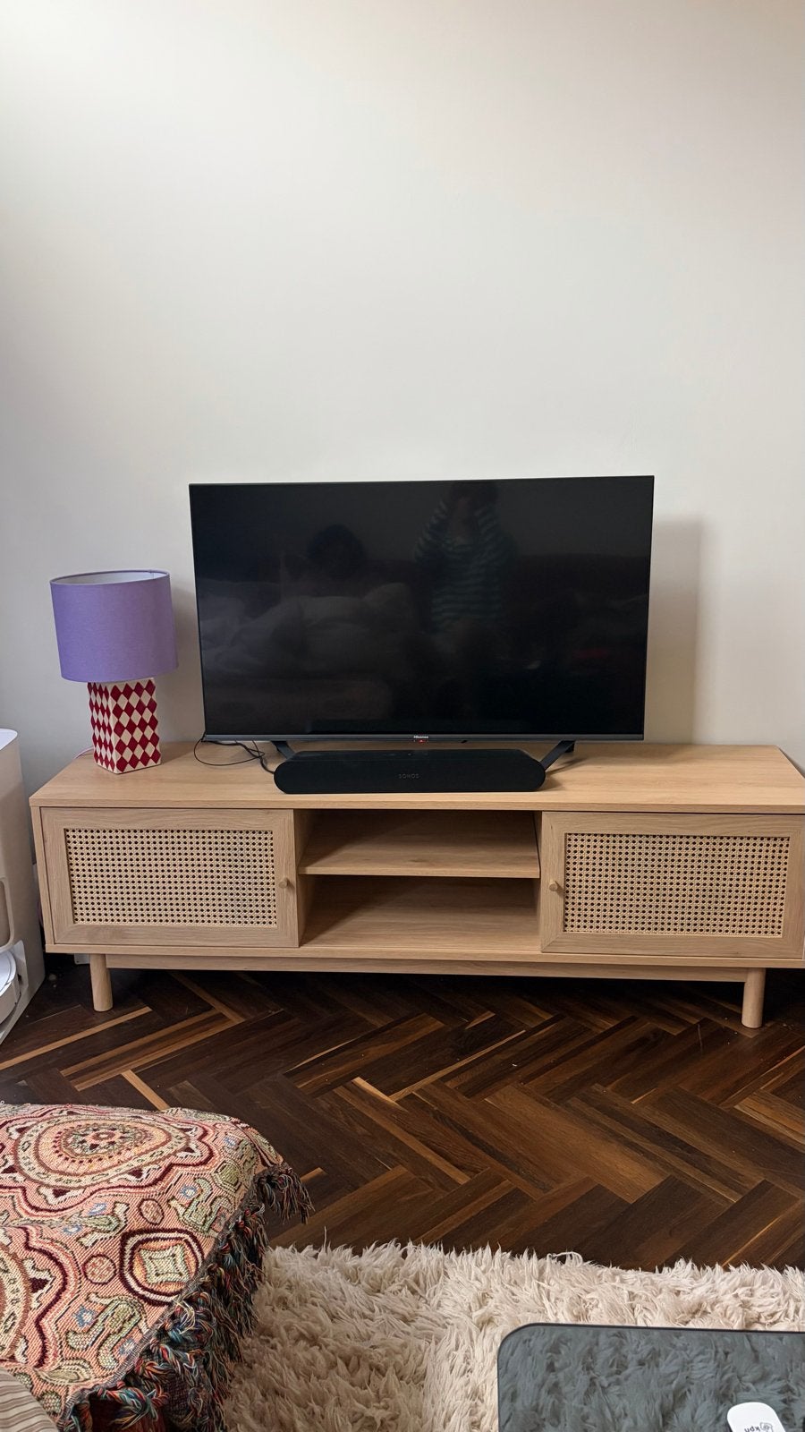 TV-meubel van licht eikenhouten met rotan schuifdeurtjes, Ophalen, 150 tot 200 cm, Zo goed als nieuw, Minder dan 100 cm