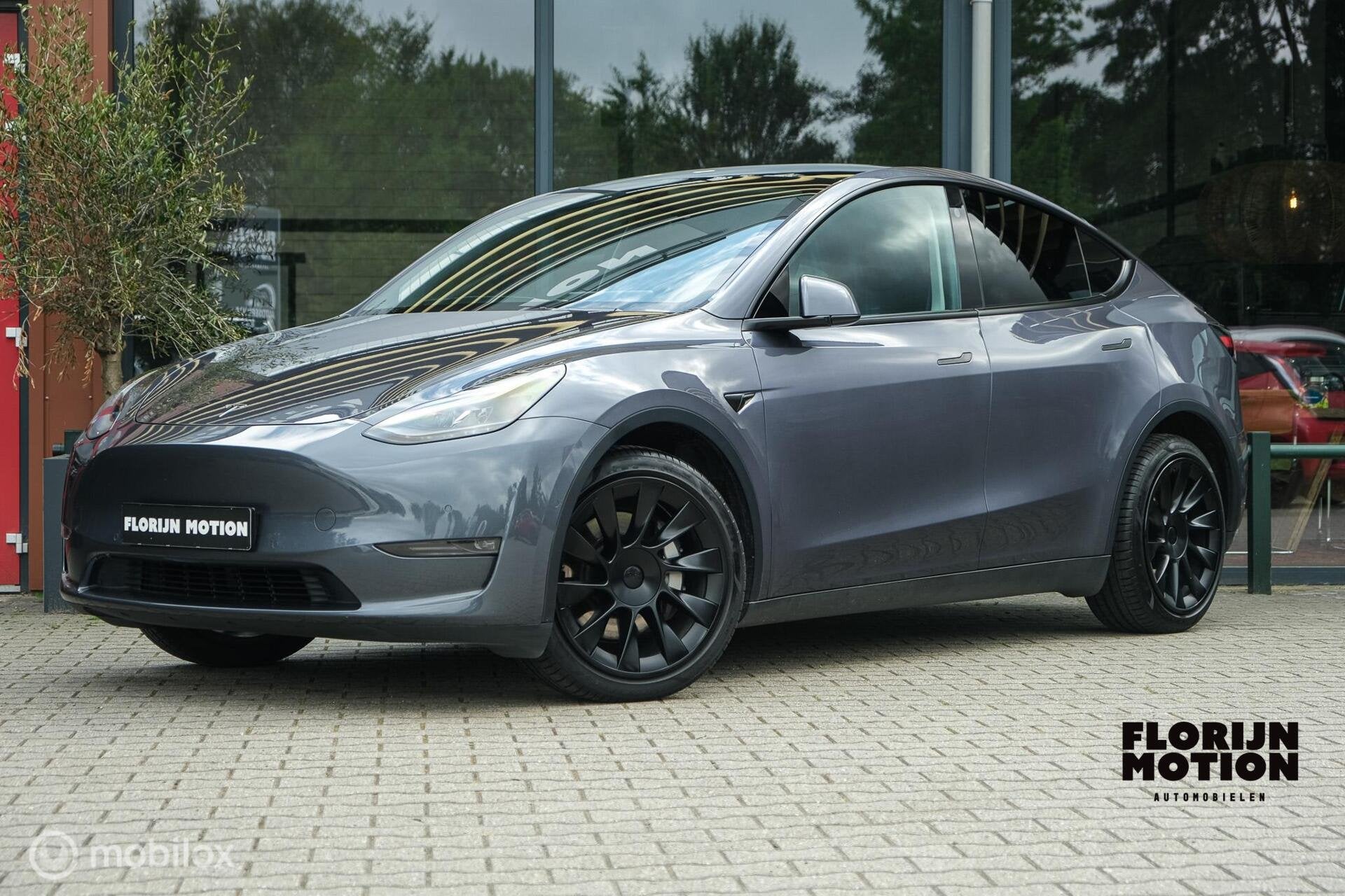 Tesla Model Y Long Range AWD 75 kWh | Full Self-Driving pack, Automaat, Stof, Gebruikt, Zwart