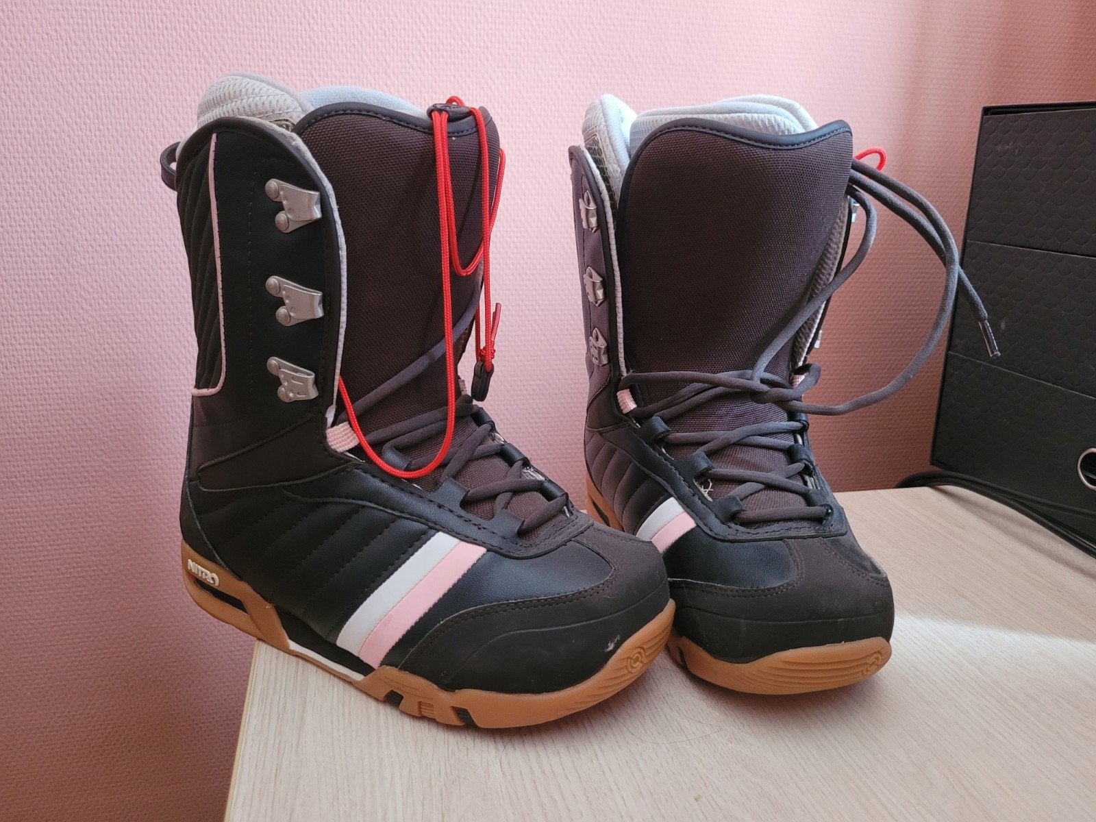 Nitro dames snowboard schoenen, Ophalen, Zo goed als nieuw, Schoenen