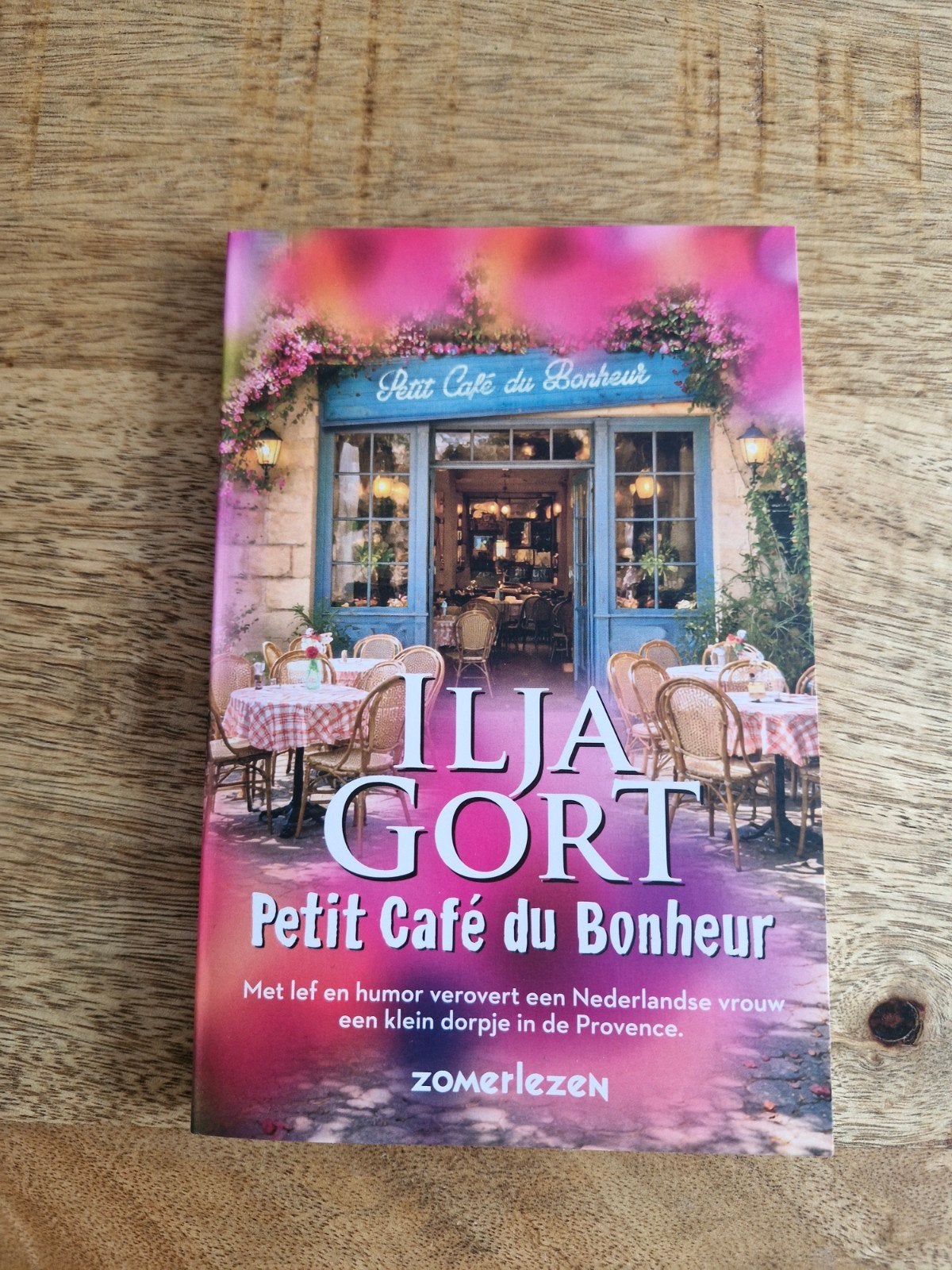 Ilja Gort - Petit Café du Bonheur (Zomerlezen), Ophalen, Zo goed als nieuw, Ilja Gort