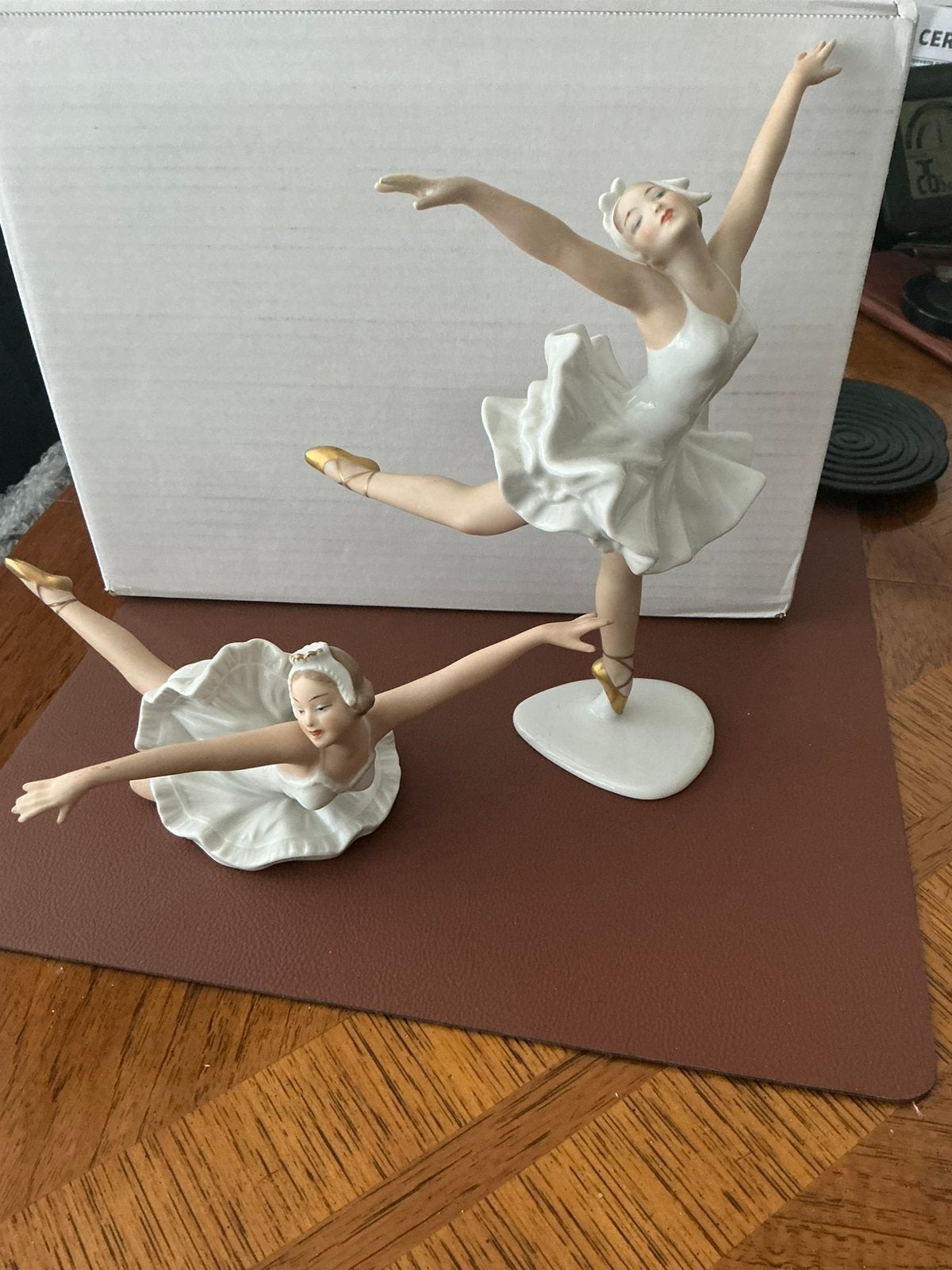 2 Wallendorf ballet danseressen, Verzenden, Gebruikt