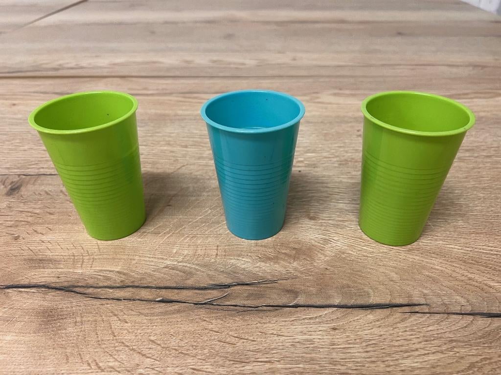3 Plastic Bekers Groen/Blauw, Ophalen, Overige materialen, Overige stijlen, Kop(pen) en/of Schotel(s)