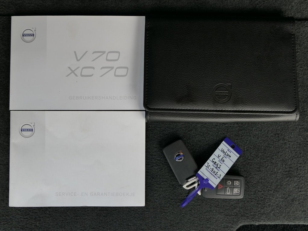 Volvo V70 T4 AUT Polar Navi / Xenon / Trekhaak / Bluetooth, Gebruikt, 1969 cc, 1600 kg, 93 €/maand
