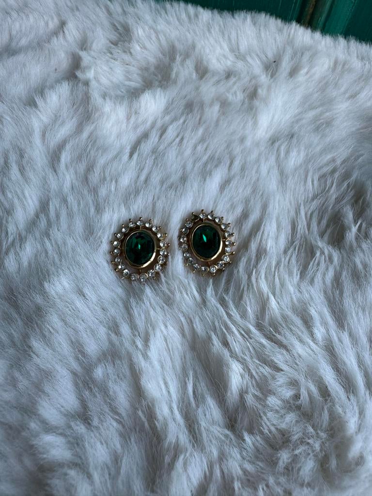 Vintage Trifari Oorbellen met Smaragdgroene Kristallen, Sieraden, Tassen en Uiterlijk, Met kristal, Overige materialen, Ophalen of Verzenden