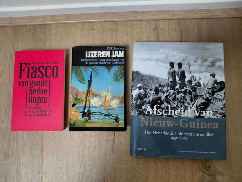 Boeken Indonesië, Ophalen of Verzenden, Zo goed als nieuw