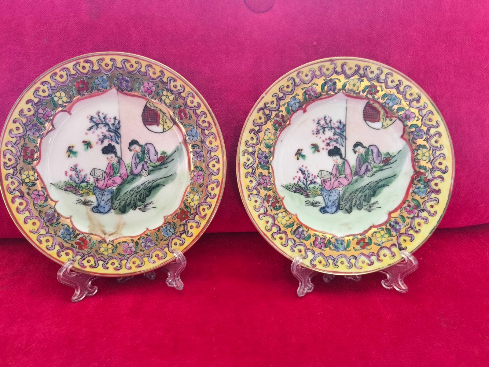 Set van 2 Chinese decoratieve bordjes met standaard, Ophalen of Verzenden