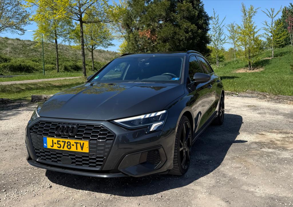 Audi A3 35 Tfsi 150pk S-tronic 2020 Grijs, Auto's, Audi, Particulier, A3, Airconditioning, Android Auto, Apple Carplay, Bluetooth