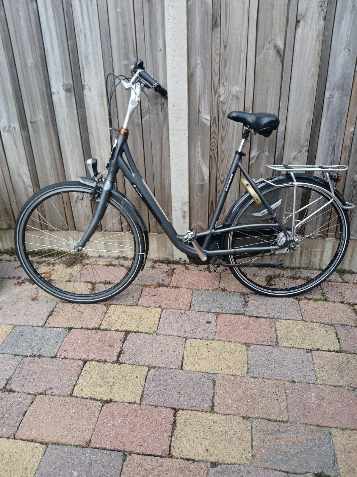 Batavus 57 cm, Fietsen en Brommers, Fietsen | Dames | Damesfietsen, Ophalen, Gebruikt, Versnellingen, Batavus