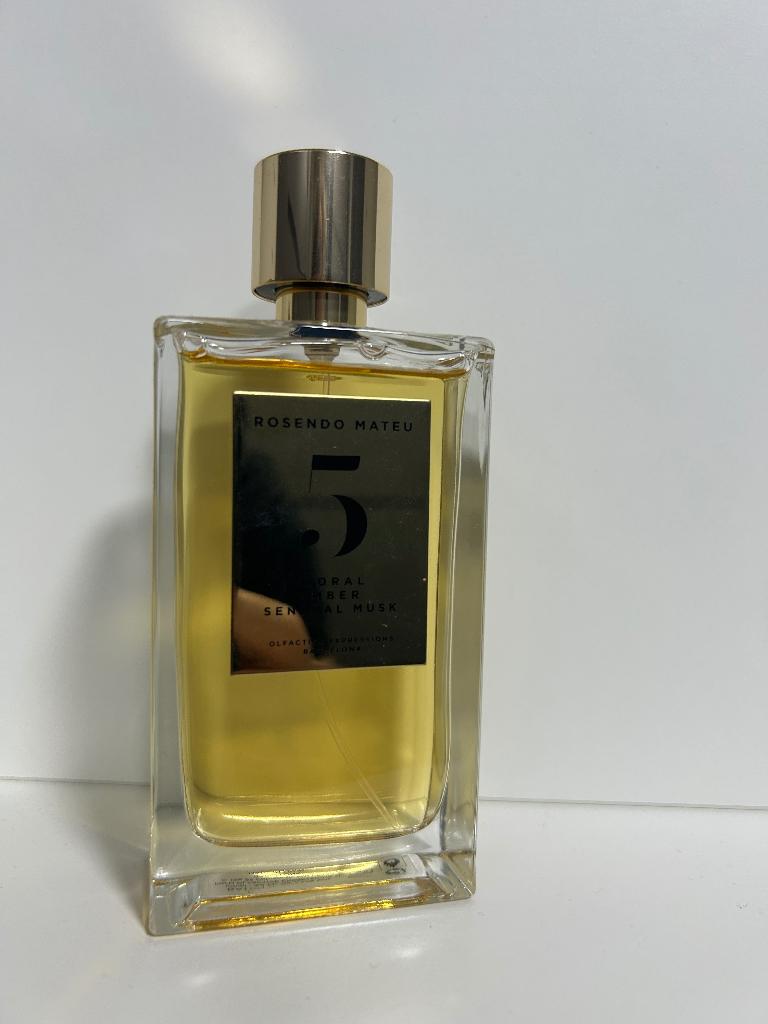 Rosendo Mateu no5 Decant / Sample / Proefje, Sieraden, Tassen en Uiterlijk, Verzenden, Nieuw
