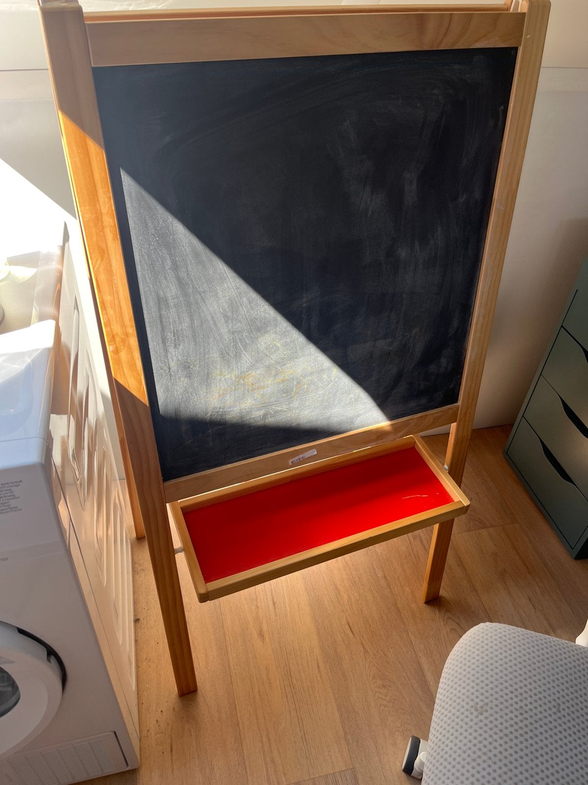 Ikea MÅLA Tekenbord/Schoolbord - Gebroken maar functioneel, Kinderen en Baby's, Speelgoed | Educatief en Creatief, Ophalen, Gebruikt