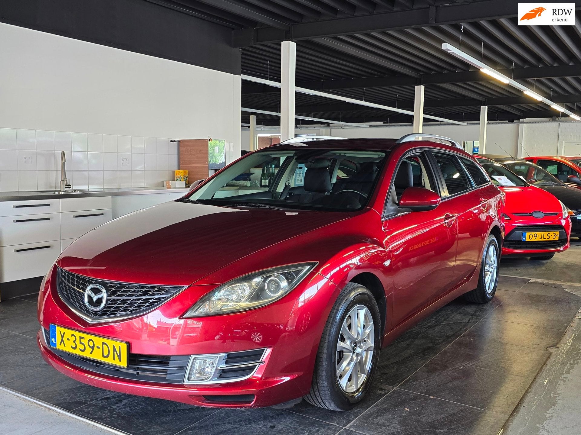Mazda 6 Sportbreak 1.8 Business/AIRCO/CRUISE/, Voorwielaandrijving, Stof, Gebruikt, Zwart