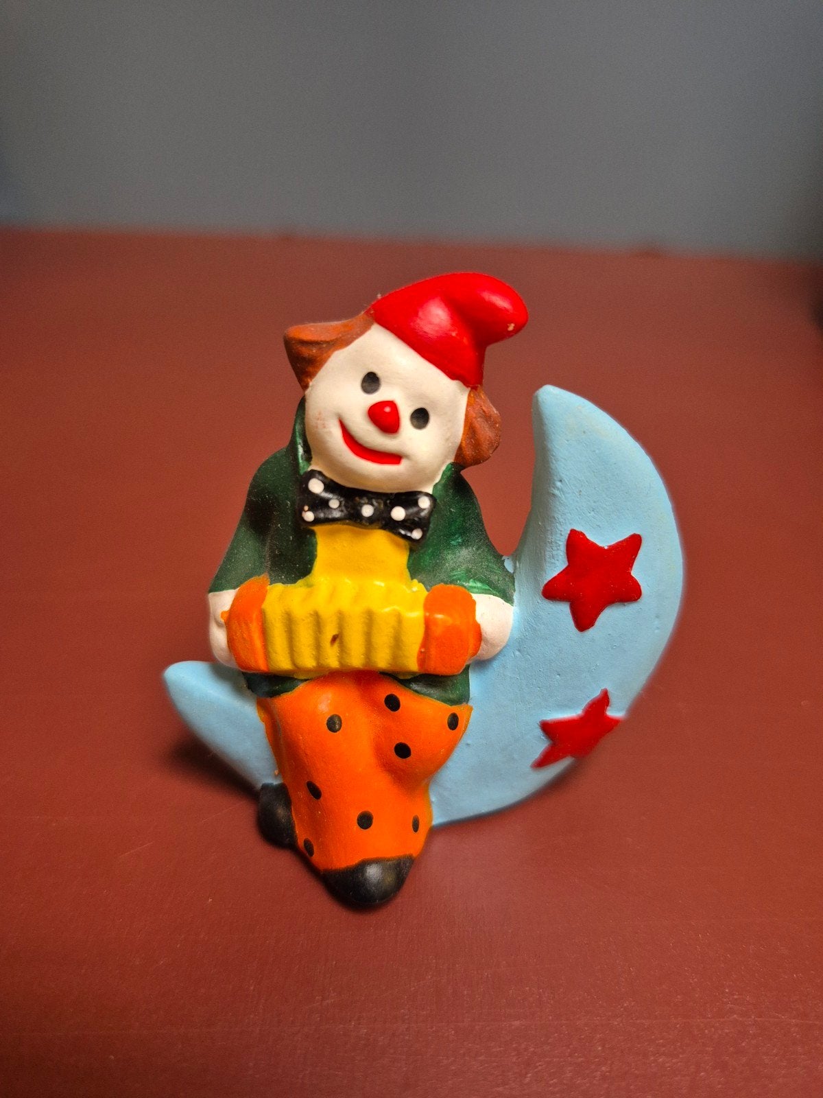Clown met accordeon op halve Maan, Verzamelen, Ophalen of Verzenden, Zo goed als nieuw