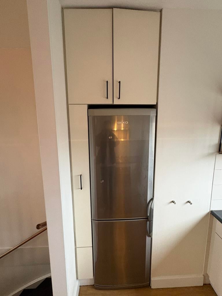 Beko koelvries combi, Ophalen, 200 liter of meer, Met aparte vriezer, 160 cm of meer