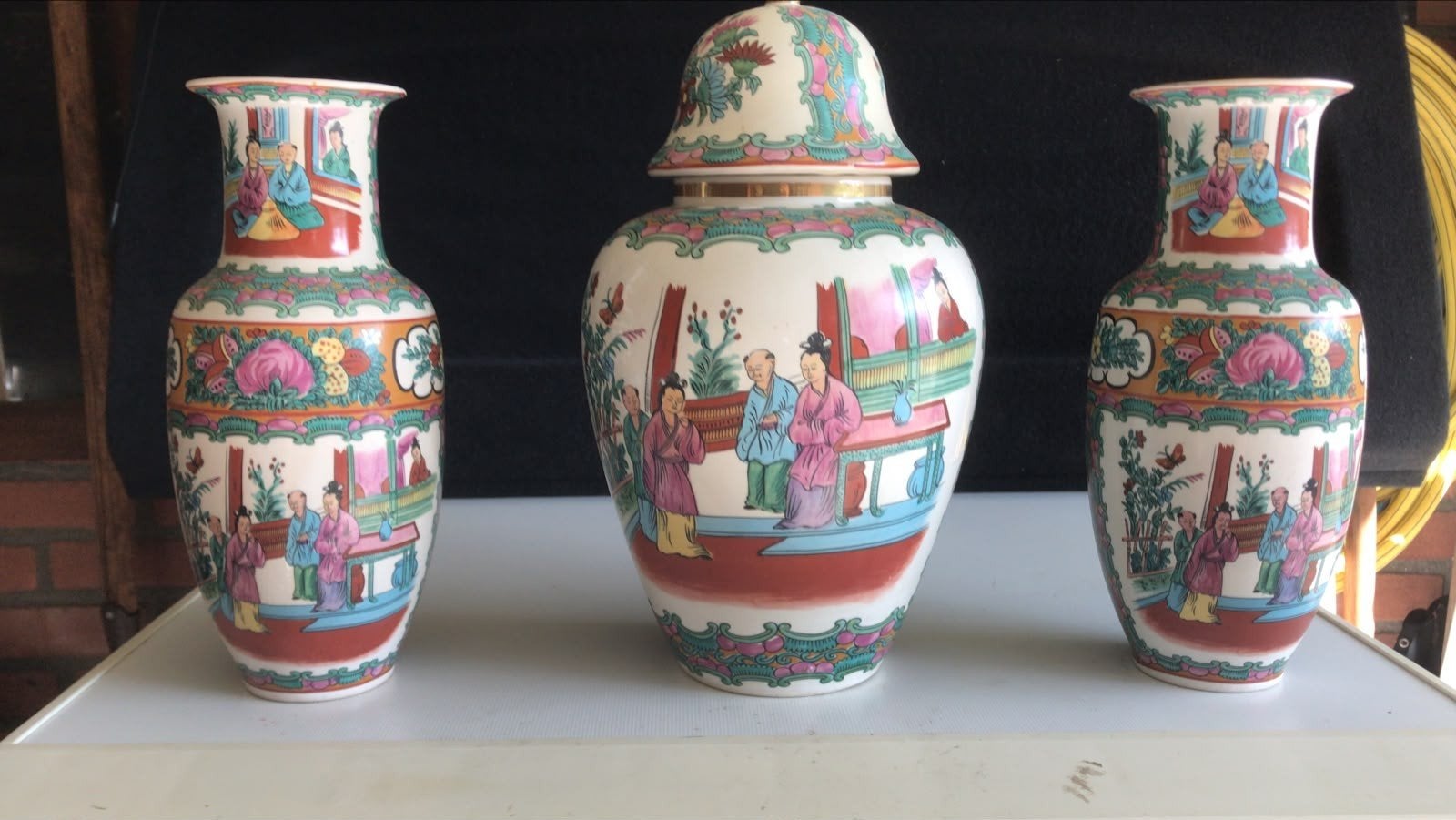 Kaststel / Prachtige Chinees porseleinen vazen en pot set, Ophalen
