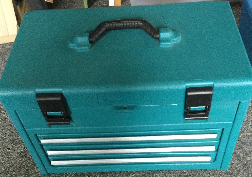 Makita koffer met combiboormachine ( zie de foto's ), Doe-het-zelf en Verbouw, Gereedschapskisten, Ophalen, Gebruikt