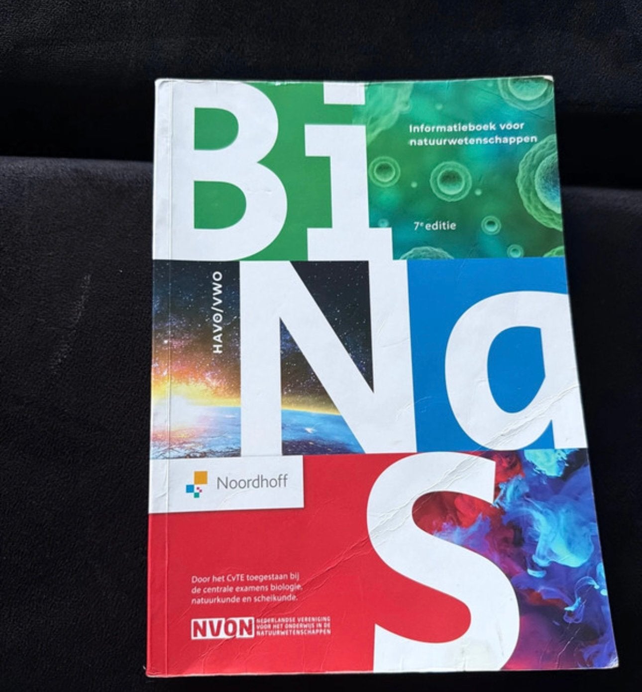 Binas Informatieboek voor Natuurwetenschappen 7e editie, Boeken, Ophalen of Verzenden, Beta, Zo goed als nieuw, Overige niveaus