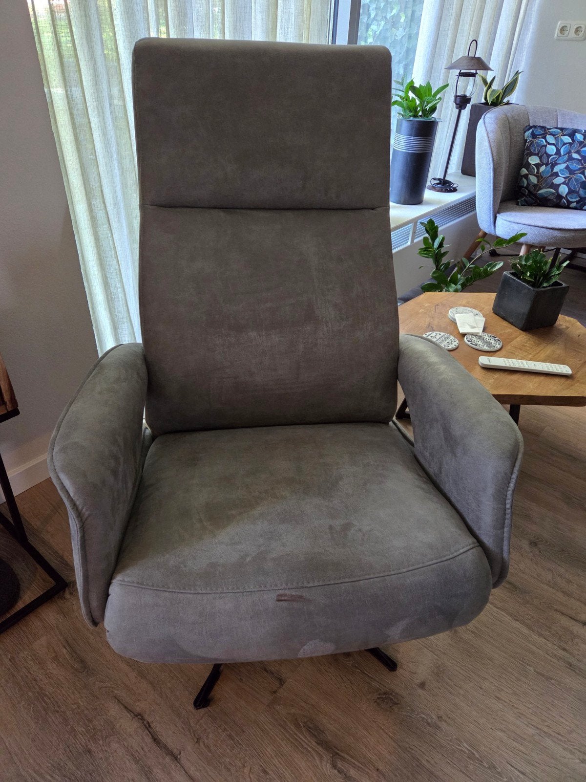 Comfortabele grijze fauteuil - Zo goed als nieuw, Ophalen, Zo goed als nieuw, Eén, Modern
