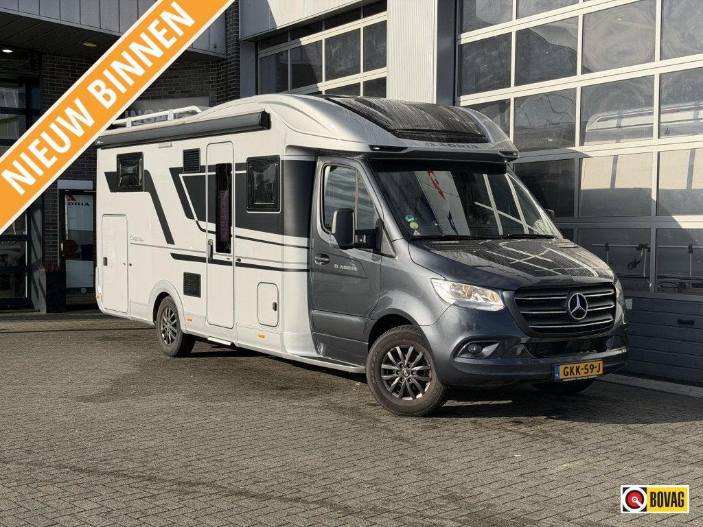 Adria Coral MB Supreme 670 DL Incl off-grid pakket!!!, Automaat, Tot en met 2, 7 tot 8 meter, Diesel