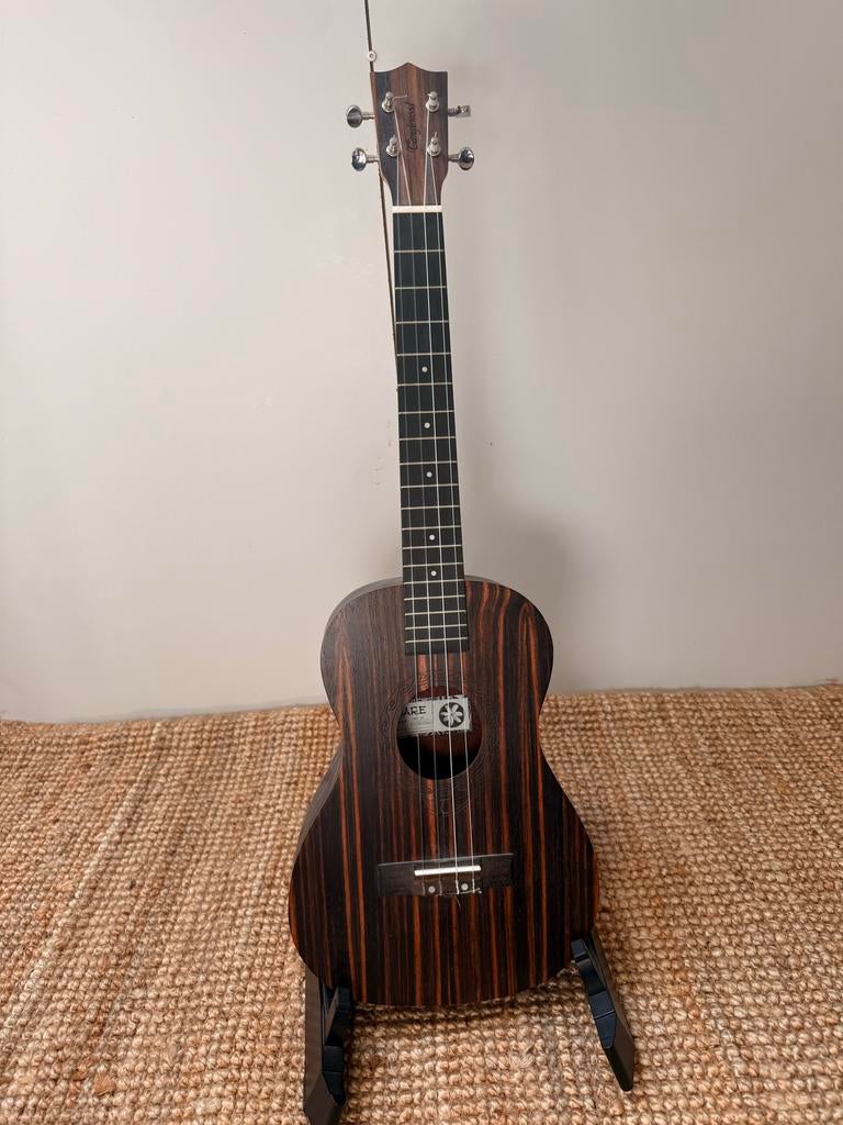 Tanglewood TWT 20 Tiare Baritone Ukelele, Natural Ebony, Muziek en Instrumenten, Ophalen, Zo goed als nieuw, Ukelele