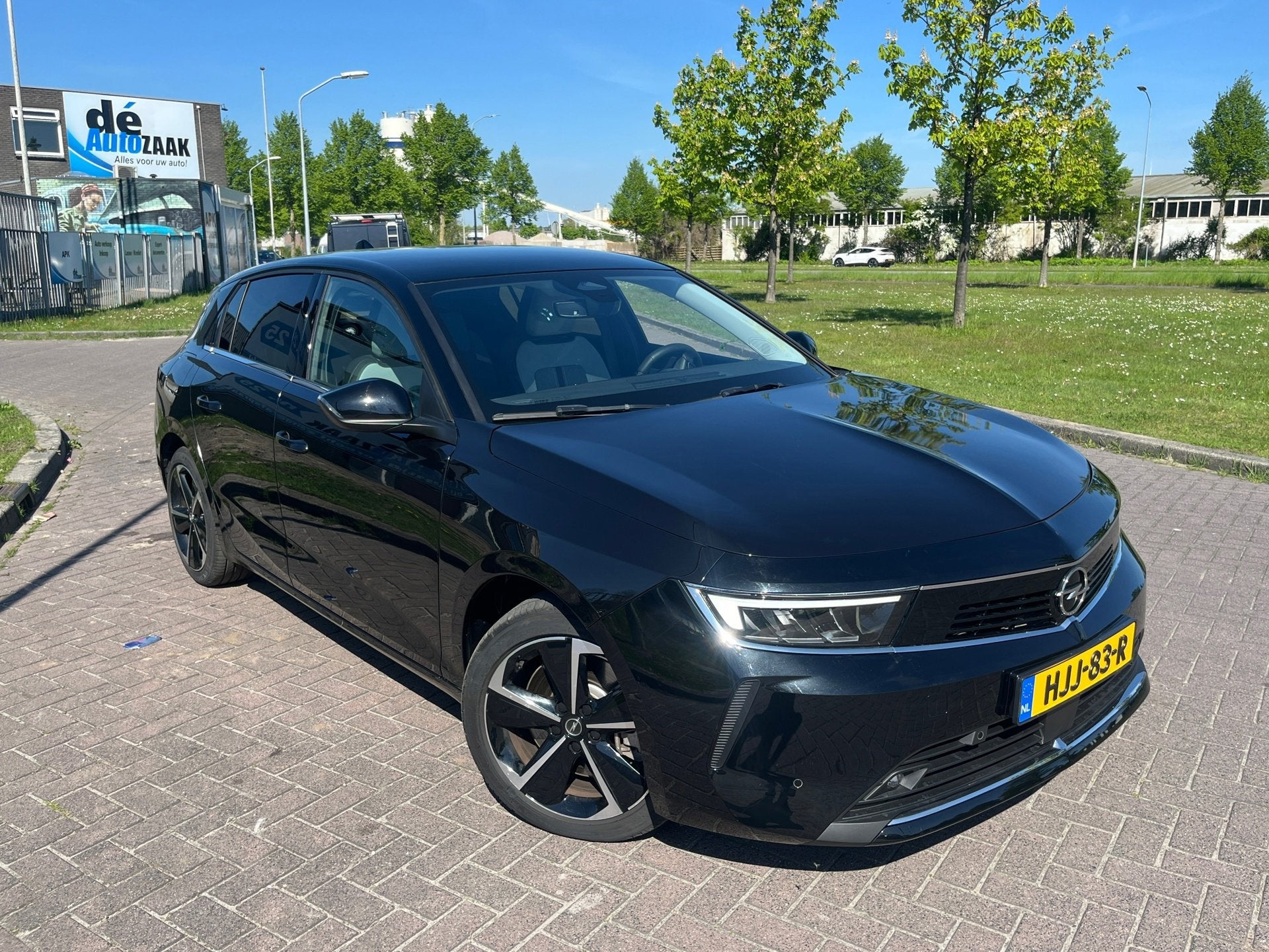 Opel ASTRA 1.6 Hybrid Level 2, Auto's, Gebruikt, 4 cilinders, 150 pk, Zwart