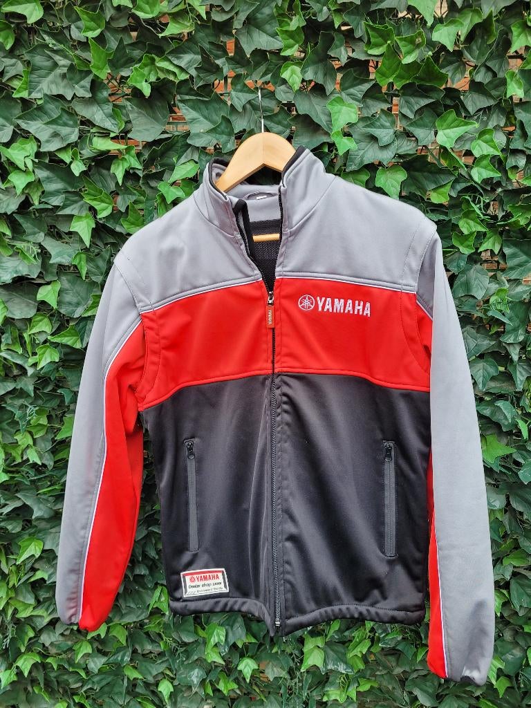 Yamaha Jas, Kleding | Heren, Ophalen of Verzenden, Nieuw, Maat 46 (S) of kleiner, Rood