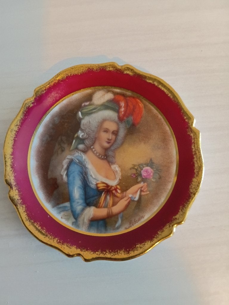 Vintage Limoges porseleinen miniatuurbordje uit Frankrijk., Ophalen