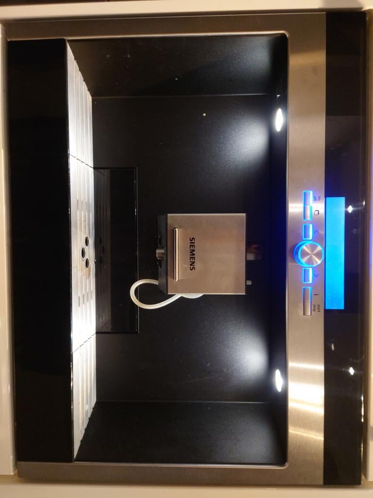 Nette Siemens koffiemachine tk76k573/09 ctes31, Ophalen, Refurbished, Koffiemachine, Koffiebonen