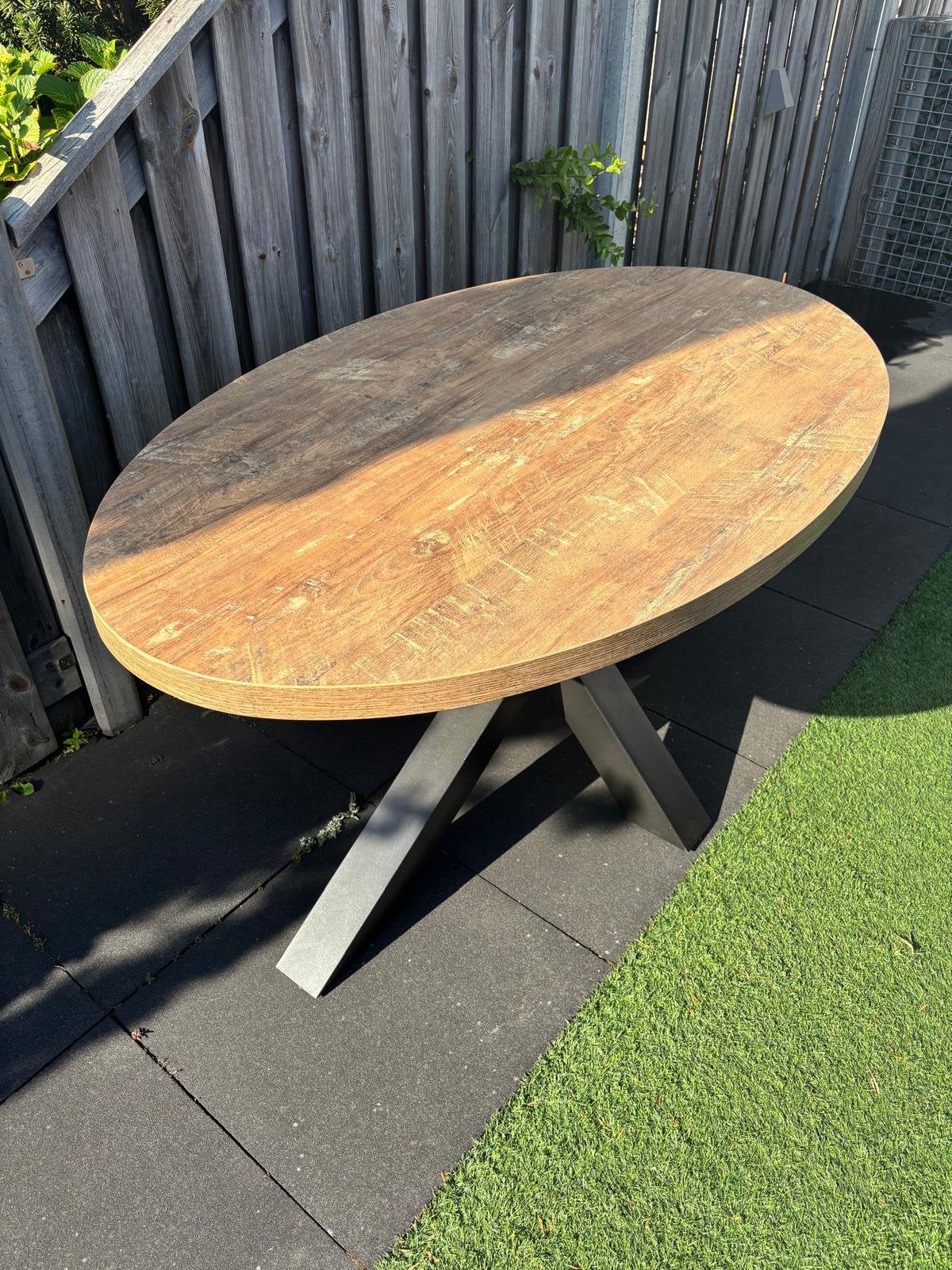 Ovale eettafel met demonteerbaar onderstel, Ophalen, Gebruikt, 100 tot 150 cm, Vijf personen of meer