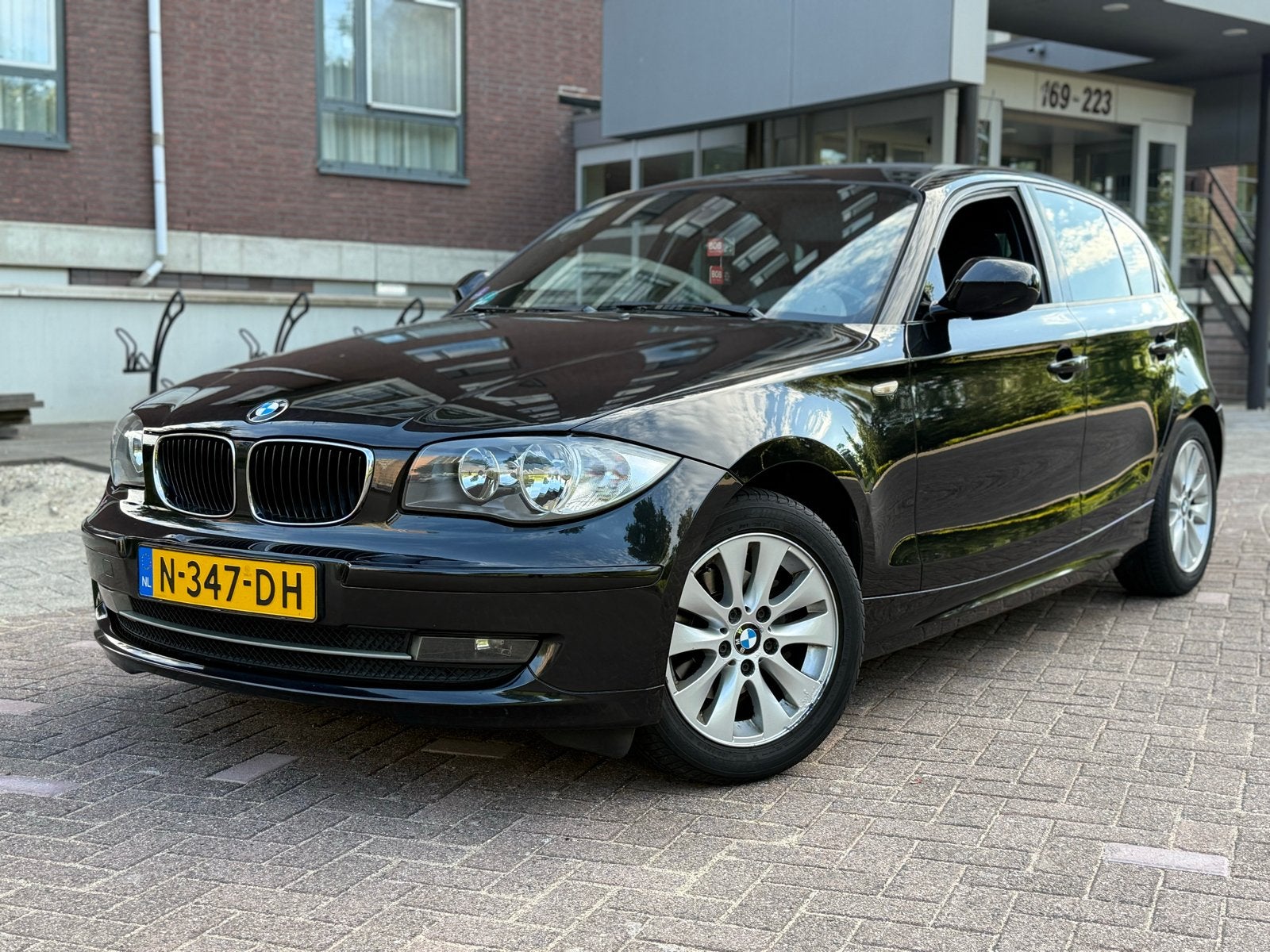 BMW 1-Serie 2.0 116I 5DR 2010 Zwart, Auto's, Euro 5, Achterwielaandrijving, 1995 cc, 4 cilinders