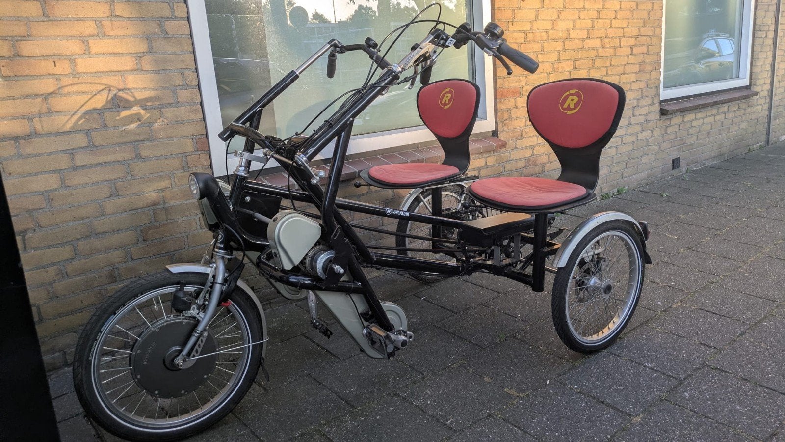 Fun2Go Duofiets met elektrische ondersteuning, Ophalen of Verzenden, Schijfrem, Fun2Go, Verstelbare zitting