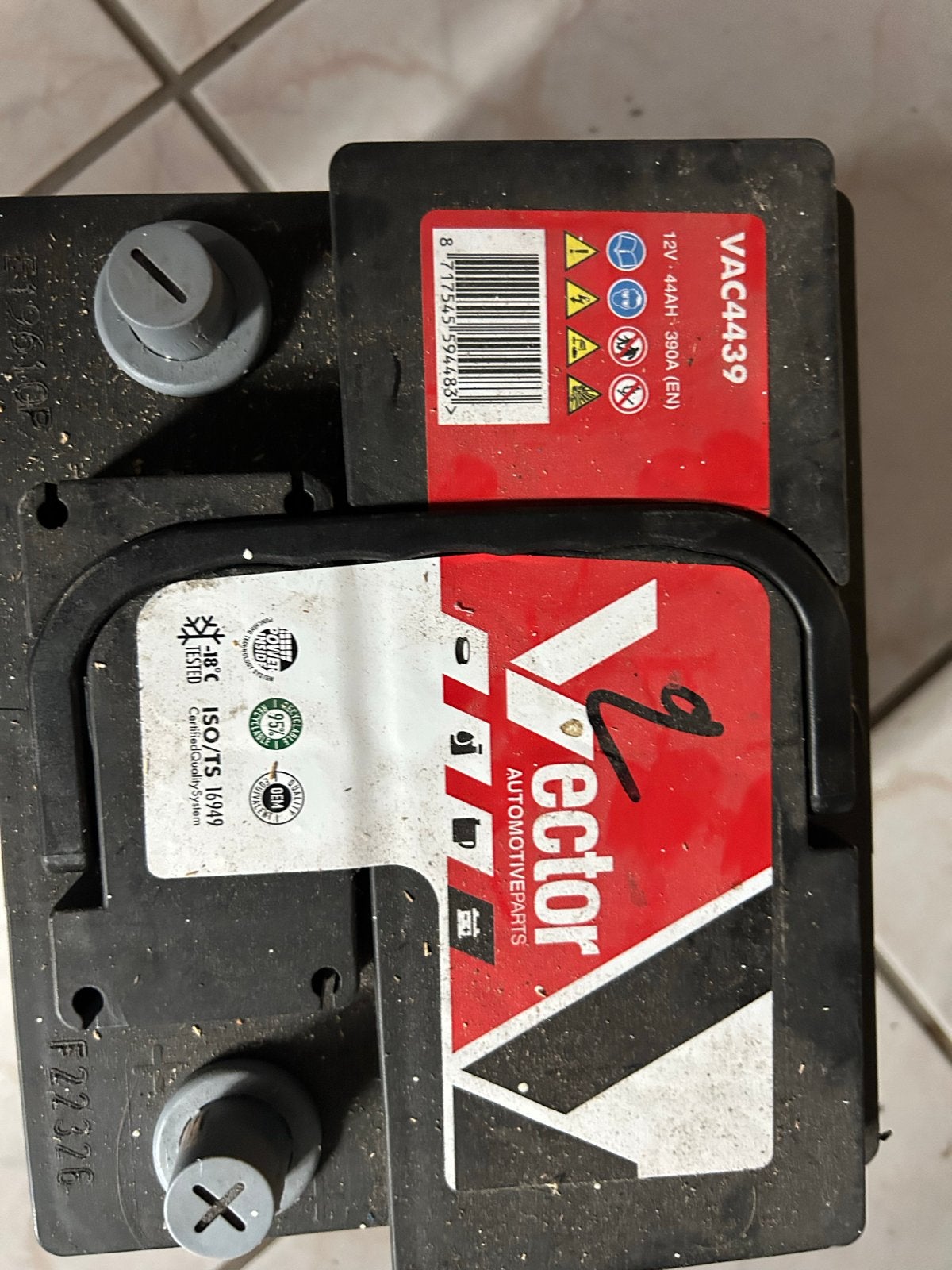 Vector Automotiveparts Accu 12V 44Ah 390A (EN), Gebruikt, Overige automerken