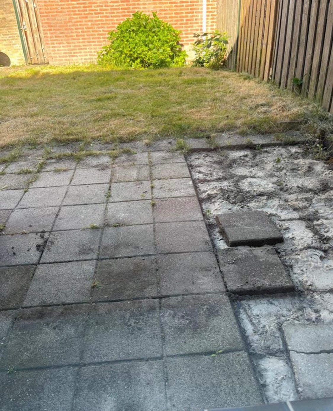 GRATIS betontegels 25m2 alleen deze week nog!, Tuin en Terras, Tegels en Klinkers, Ophalen, Gebruikt, Beton, Terrastegels