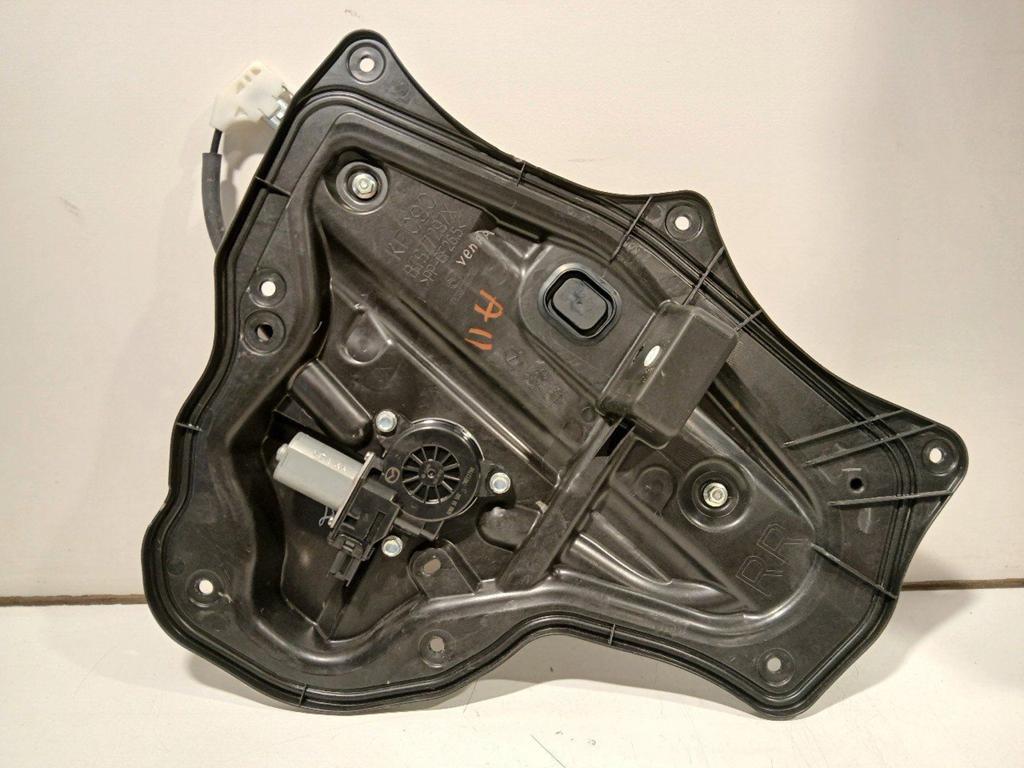 Raammechaniek elektrisch rechts achter Mazda 3 serie, Onderdelen@venauto.nl, Van der Ven Autorecycling B.V., Gebruikt, Ettenseweg 76, 4706 PB Roosendaal, The Netherlands