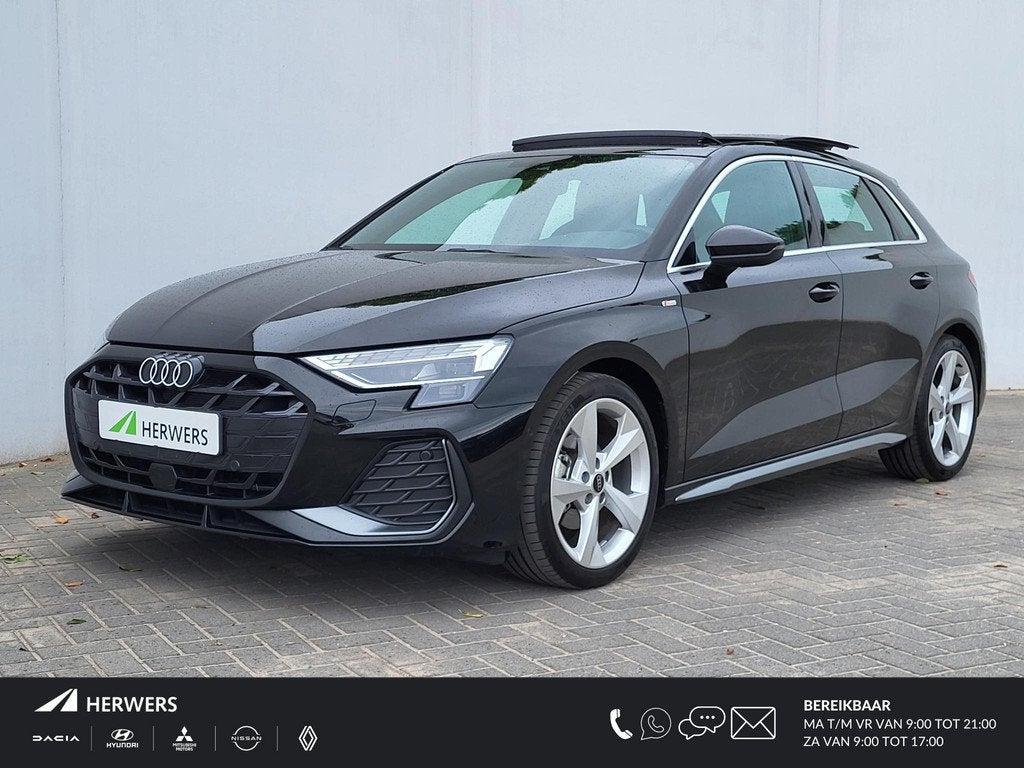 Audi A3 Sportback 35 TFSI S line Automaat / Panoramadak / SO, Auto's, Audi, 1300 kg, 4 cilinders, Zwart, Bedrijf