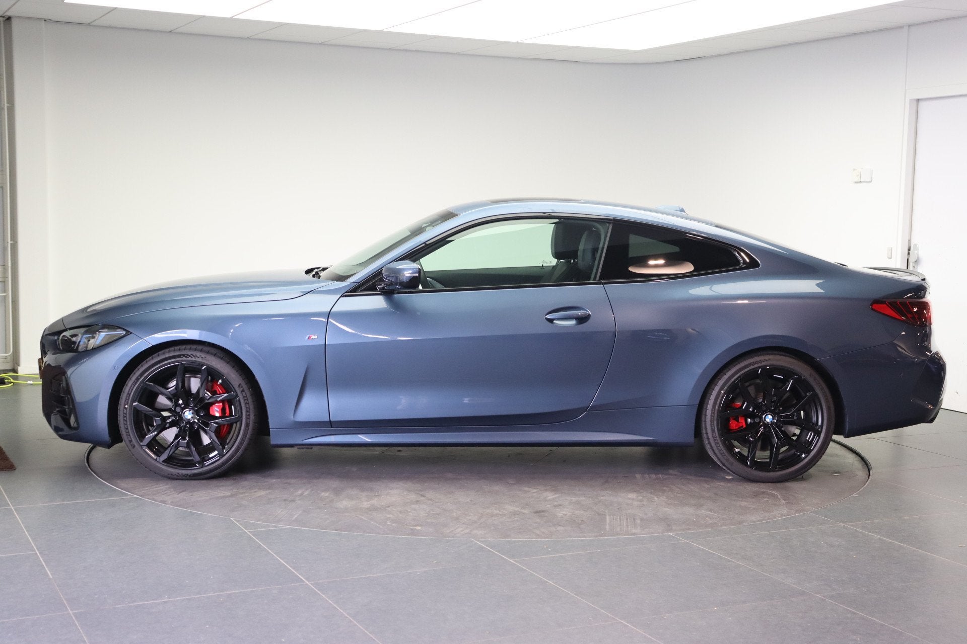 BMW 4 Serie Coupé 430i xDrive M Sport Automaat / Schuif-kan, Auto's, BMW, Met garantie (alle), Vierwielaandrijving, Coupé, BTW verrekenbaar