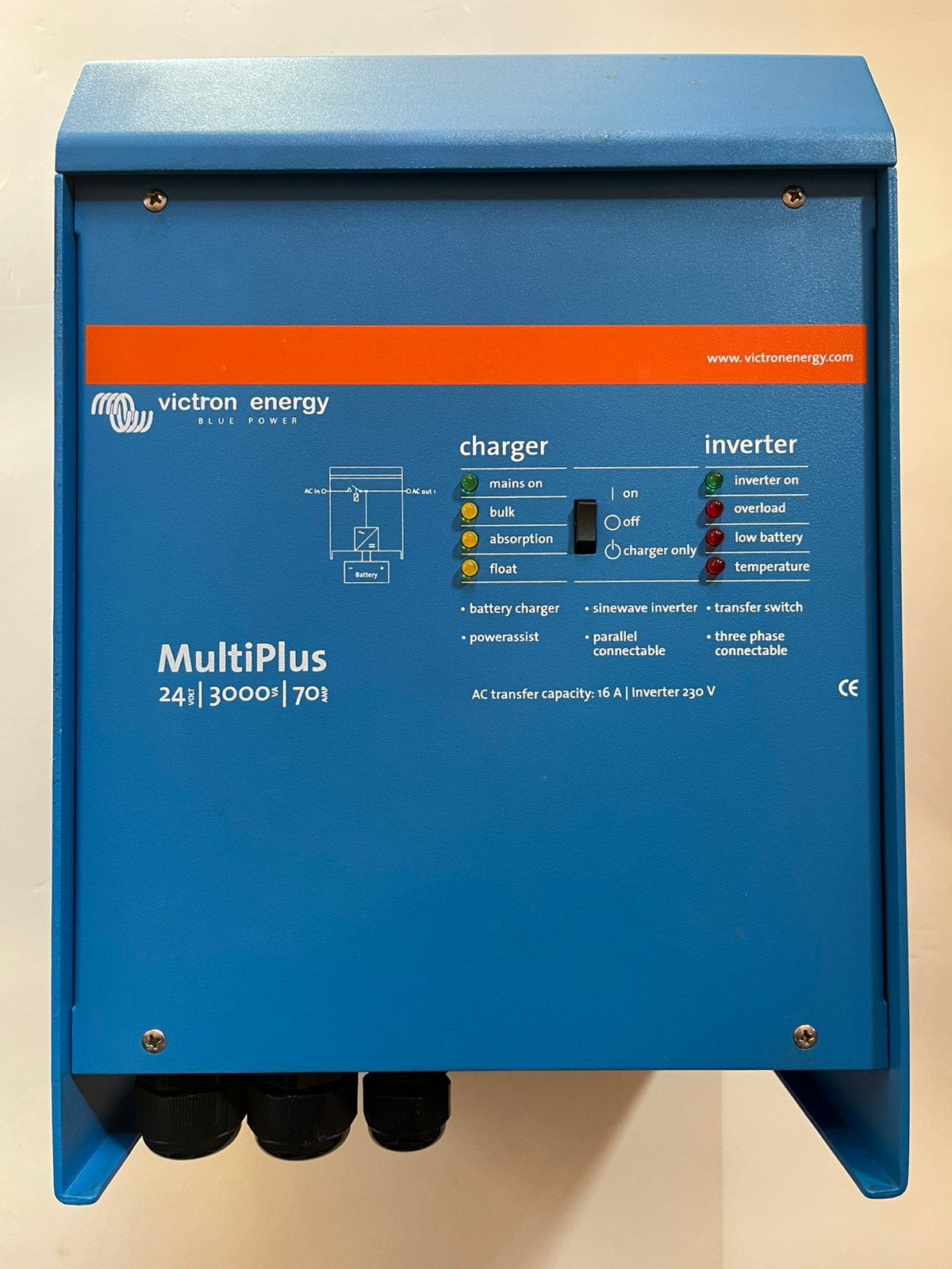 Victron Multiplus 24/3000-70, Watersport en Boten, Navigatiemiddelen en Scheepselektronica, Ophalen of Verzenden, Zo goed als nieuw
