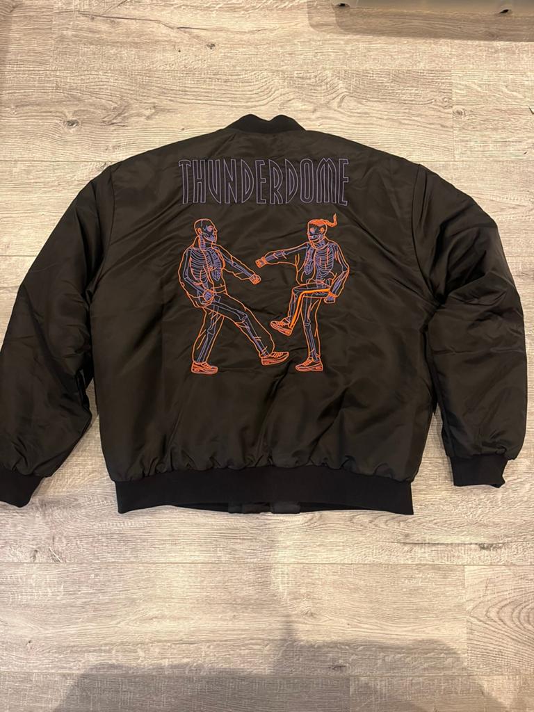 Ruilen: Thunderdome 2025 Bomberjack, Ophalen of Verzenden, Zo goed als nieuw, Maat 56/58 (XL), Zwart