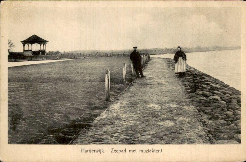 Harderwijk - Zeepad met muziektent, Ophalen of Verzenden, 1920 tot 1940, Gelopen, Gelderland