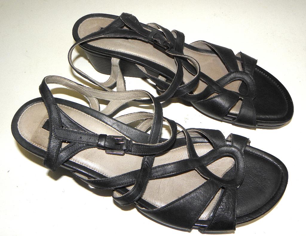 Ecco sandalen met sleehakje maat 41, Ecco, Zwart, Zo goed als nieuw, Sandalen of Muiltjes