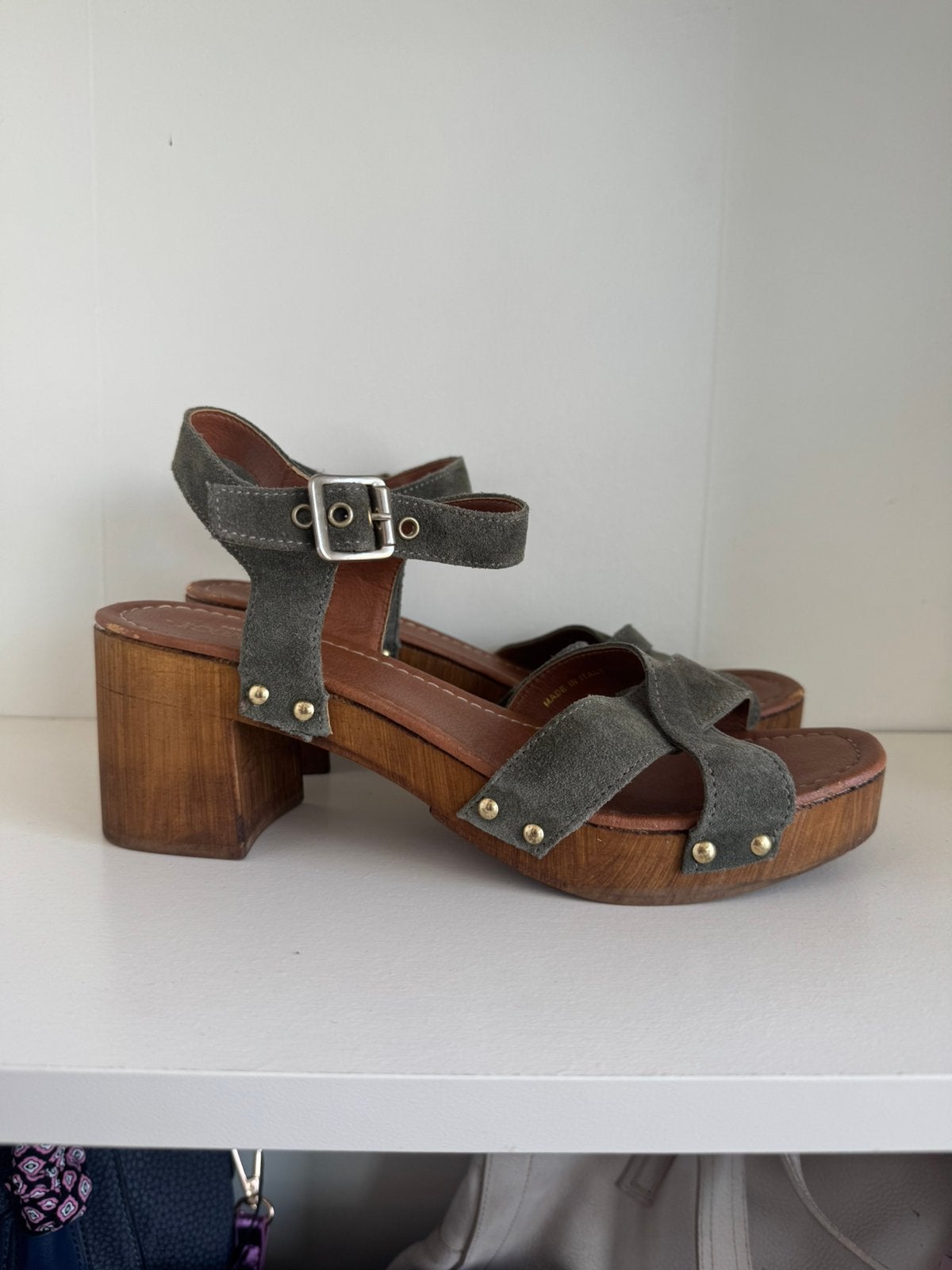 Sacha iconic blokhak hakken sandalen maat 40, Kleding | Dames, Schoenen, Ophalen of Verzenden, Zo goed als nieuw, Zwart, Sandalen of Muiltjes