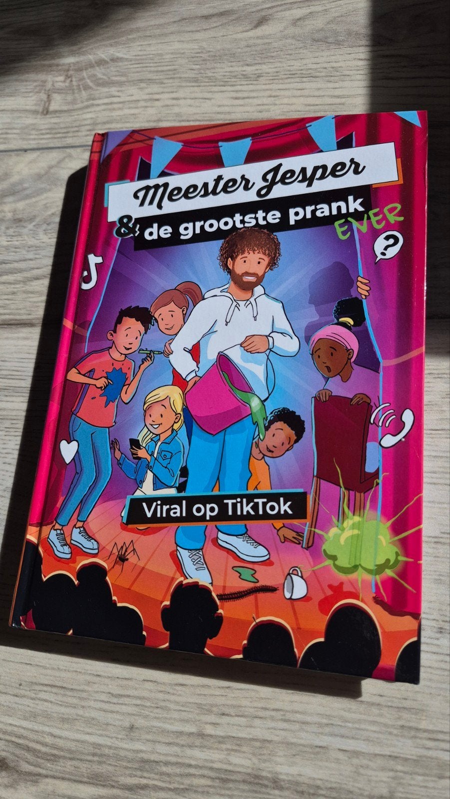 Meester Jesper & de grootste prank, Ophalen of Verzenden, Zo goed als nieuw